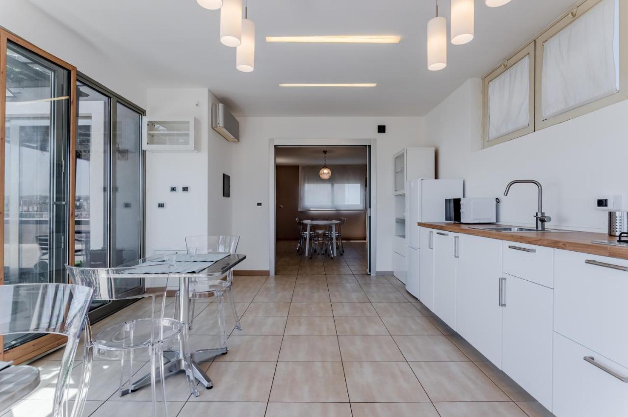 Etna View Superior Flat With Terrace And Jacuzzi Apartment Catania Exterior photo